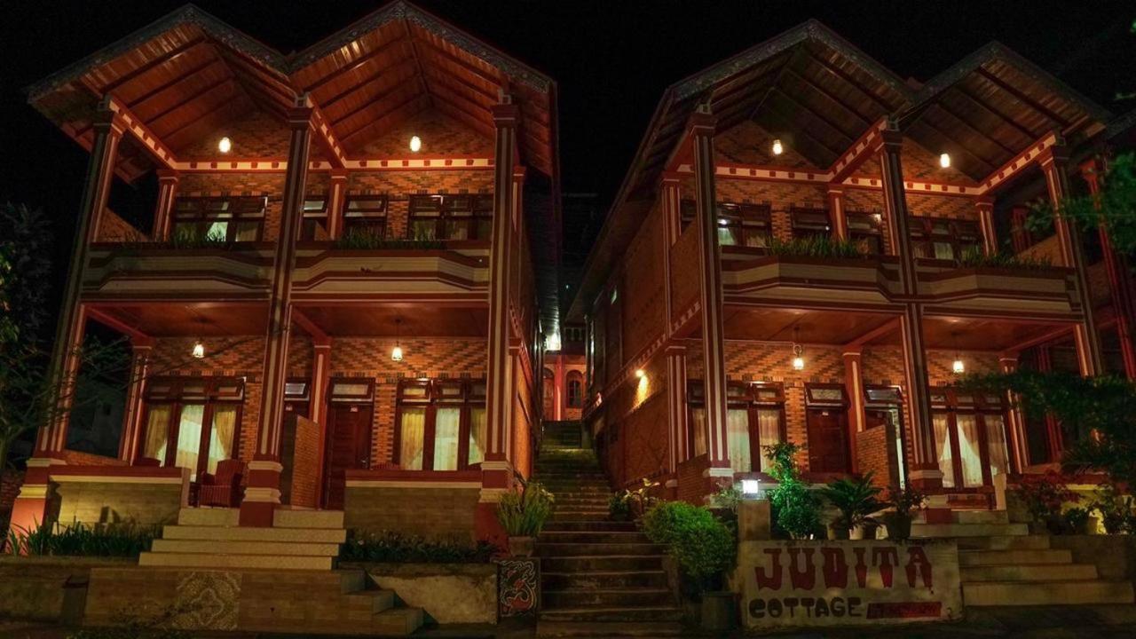 Judita Cottages Tuk Tuk Exterior photo